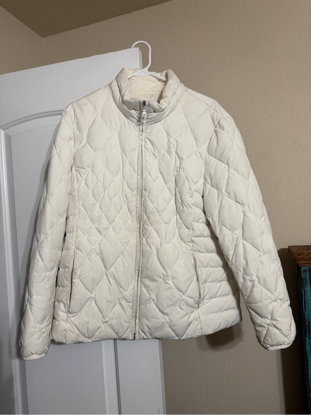 Women's Pendleton Quilted Puffer Jacket - White